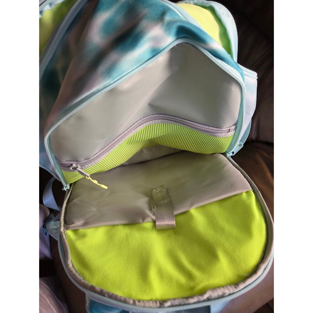 Ecotech Aqua Ripple Recyclable Adjustable Straps‎ Riley Backpack 17" - Picture 5 of 5